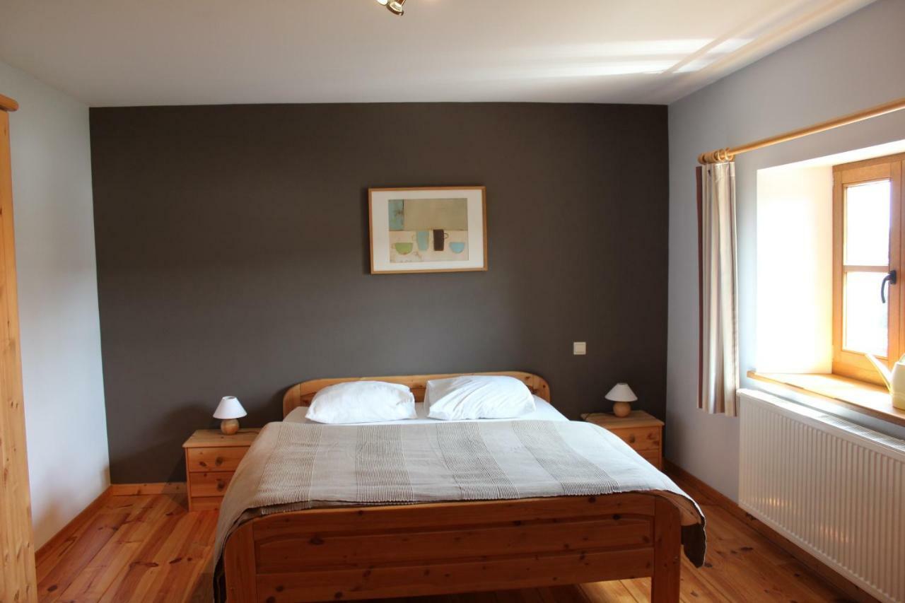Gite De L'Ehm Villa Custinne Bagian luar foto