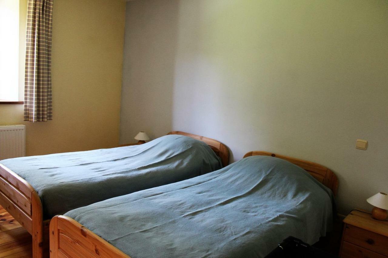 Gite De L'Ehm Villa Custinne Bagian luar foto